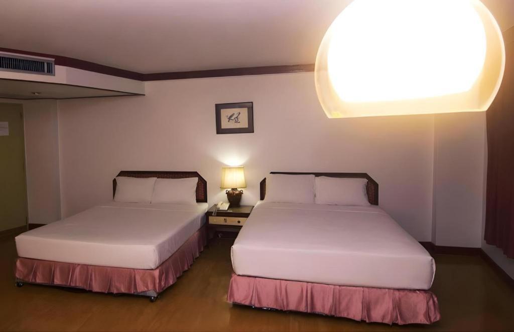 Florida Hotel Hat Yai Esterno foto