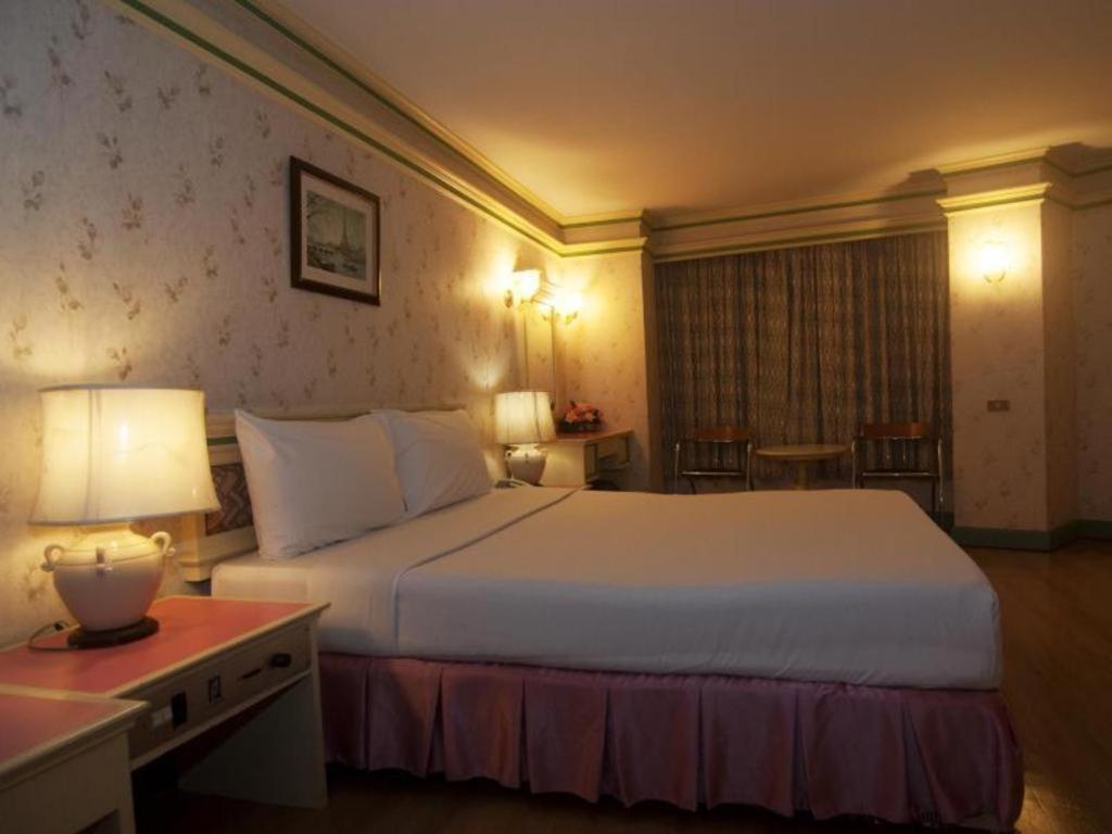 Florida Hotel Hat Yai Esterno foto