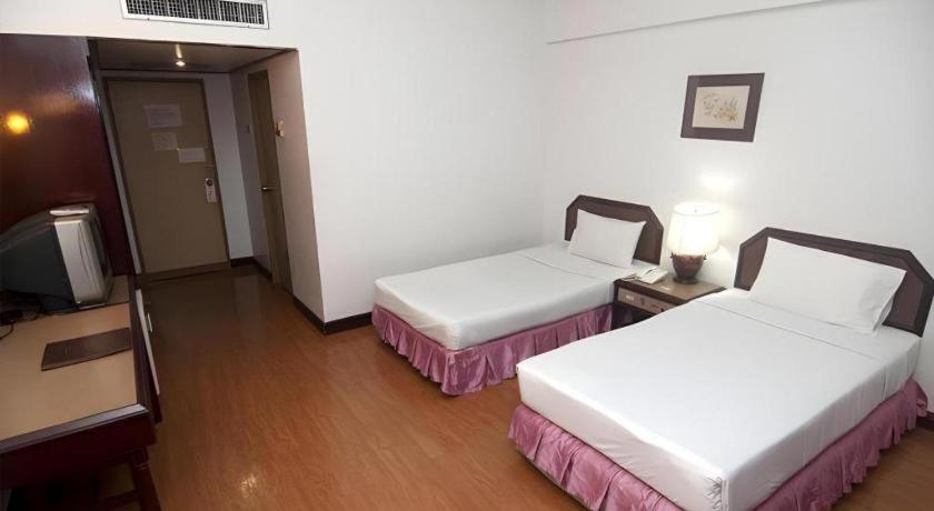 Florida Hotel Hat Yai Esterno foto